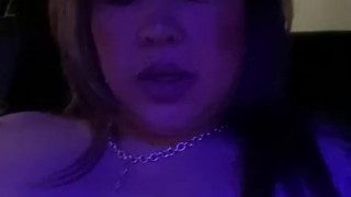 Miniatura filmu Shhh! Horny Milf playin w her pussy@stepson car