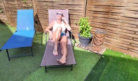 Miniatura filmu victoria nova slips up in the middle of her massage