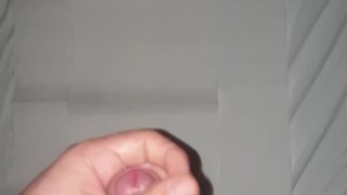 Miniatura filmu Eier entleeren bevor es zur Milf-Nachbarin geht