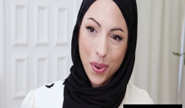 Miniatura filmu wtf hijabi milf your husband will only see the nudes not how you sucked my cock brandi swan arin jones