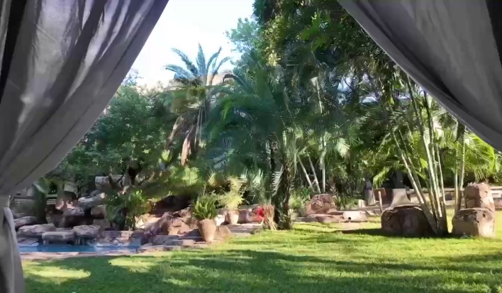 Miniatura filmu tiffany leiddi french mature&period; travel sex tour&period; fuck and cum on face