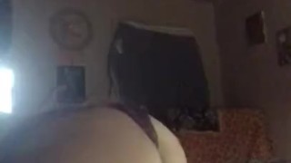 Miniatura filmu Sexy milf twerks