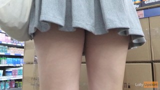 Miniatura filmu Risky public flashing in shop - upskirt no panties (best moments compilation)