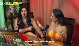 Miniatura filmu ano novo com muita putaria lesbica