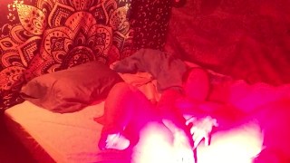 Miniatura filmu Infrared light on cougar’s pussy and fat white ass, anal plug needs lube so tight!