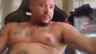 Miniatura filmu Hot Tattoo Latino Jerking Off To Porn Videos