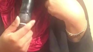 Miniatura filmu niqabi hijabi muslimah playing sucking with dildo feet out. Do you want to see more of her?