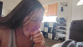 Miniatura filmu Sloppy throat fucking blowjob has her slurping and blowing cum bubbles