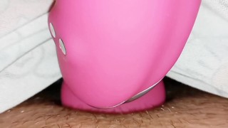 Miniatura filmu Virgin pussy slowly squirting with orgasms while vibrating wet pussy and clit!
