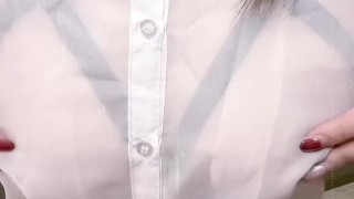 Miniatura filmu 透け乳首パイパン潮吹きチクニー/Thin blouse, transparent bondage and nipples. Squirting from my herhairless pussy.
